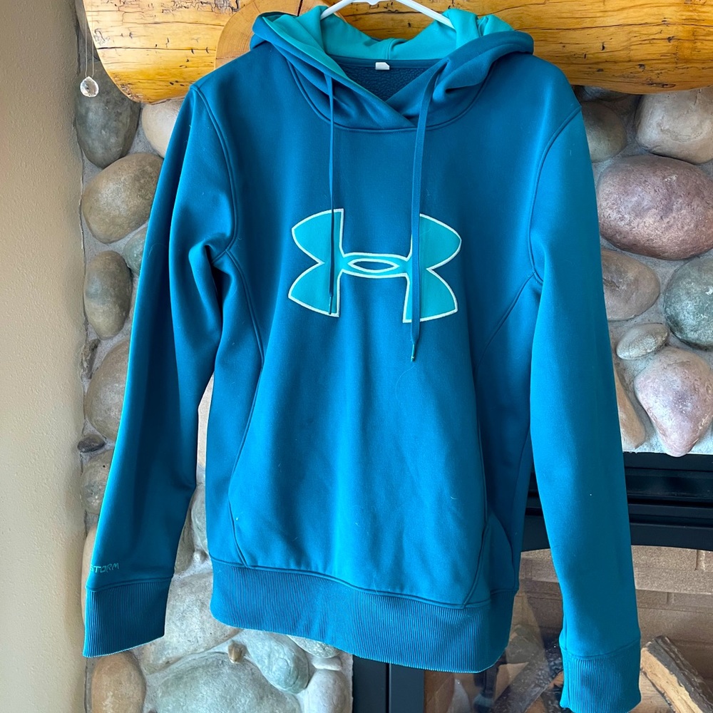 Under Armour hoodie
